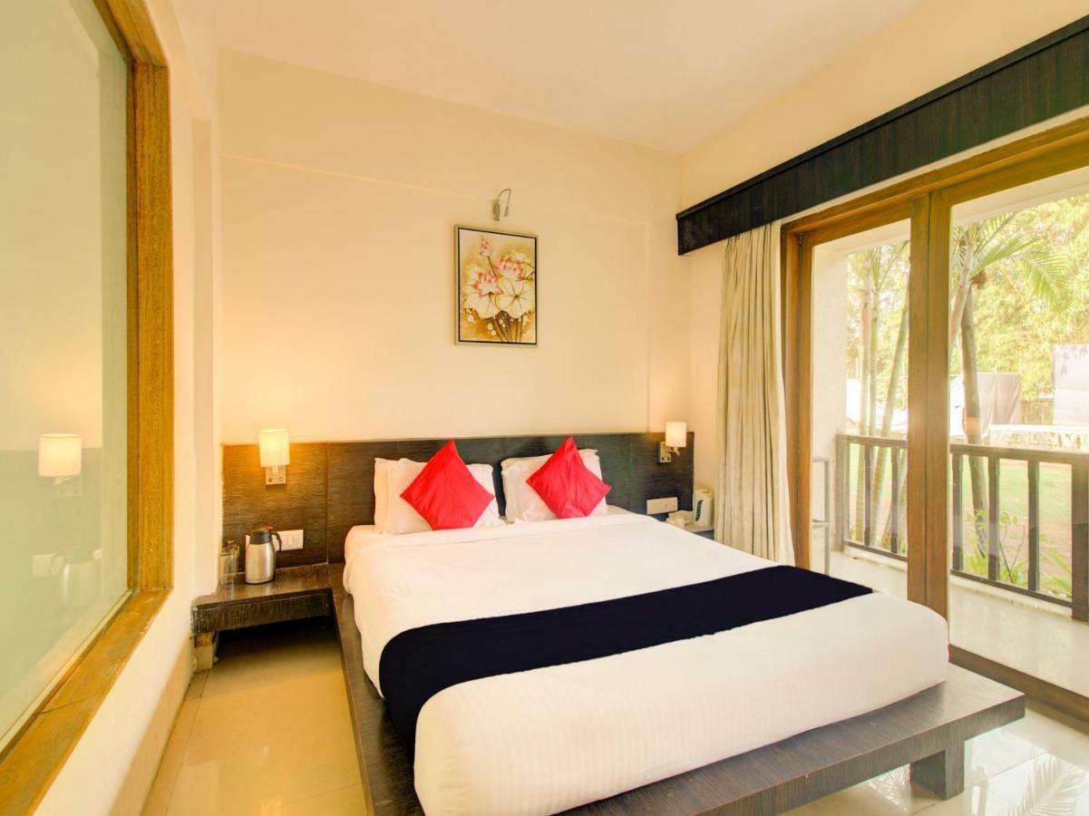 Отель Capital O 36727 Plush Retreat Дайв Экстерьер фото